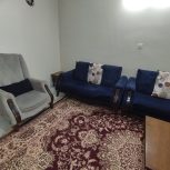 مبل هفت نفره همراه میز وسط و 2 عسلی