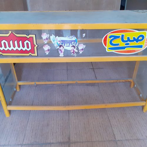 ویترین مغازه