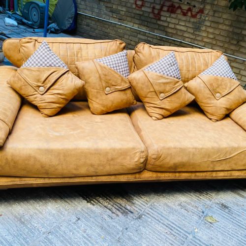 مبلمان چستر