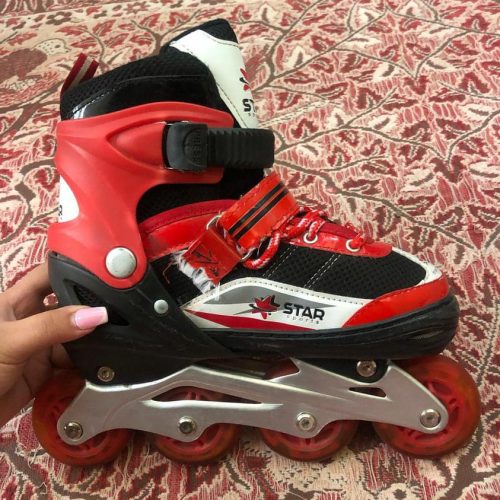 اسکیت  کفشی مدل رانر به همراه کلاه و لوازم ایمنی  اسکیت