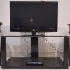 فروش تلویزیون ال جی به همراه میز