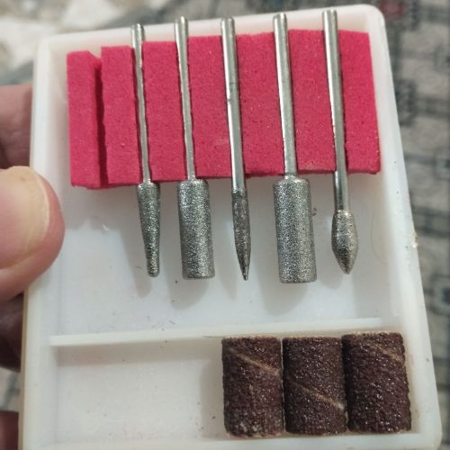 لوازم کاشت ناخن