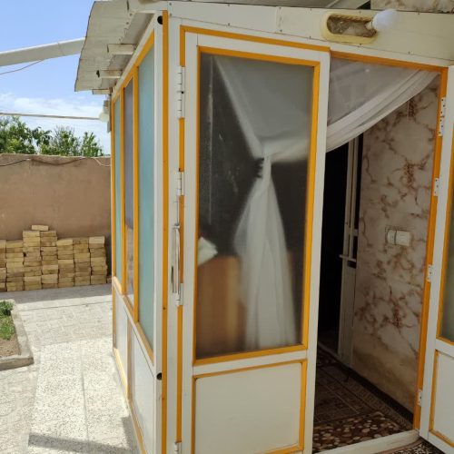 کفش کن برا ورودی منزل.