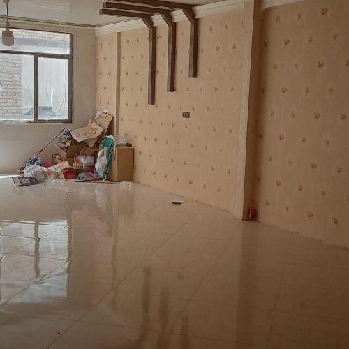 آپارتمان 115متری طبقه اول روی همکف
