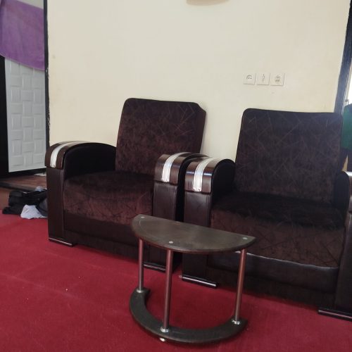 یک دست مبل در حد نو