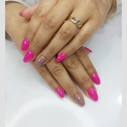 آف پاییزی کاشت ناخن