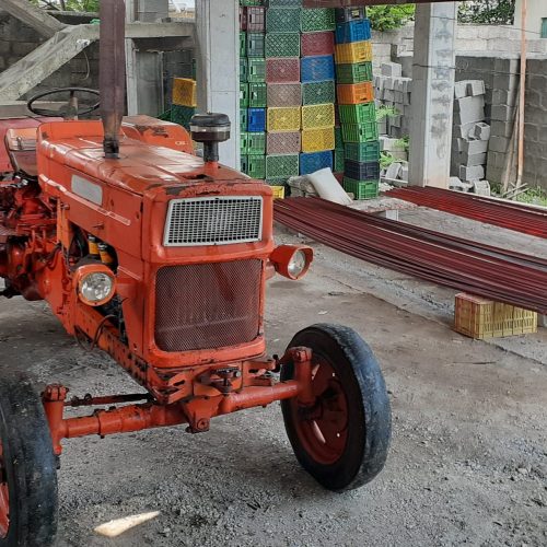 تراکتور رومانی مدل61