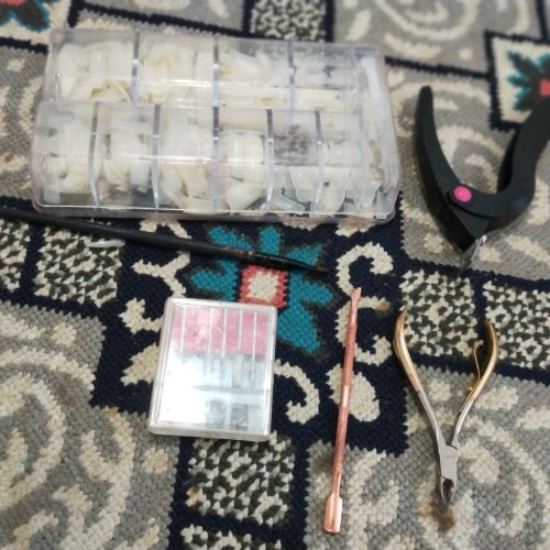 لوازم کاشت ناخن