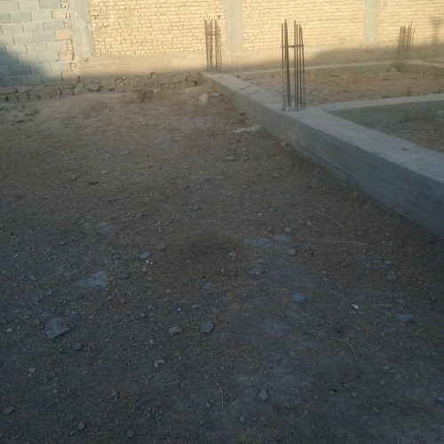 فروش یک قطعه زمین مسکونی .