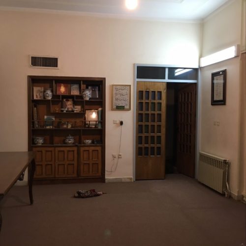 منزل ویلایی بزرگ مناسب سکونت خانواده، مدرسه و مراکز آموزشی یا شرکت و…