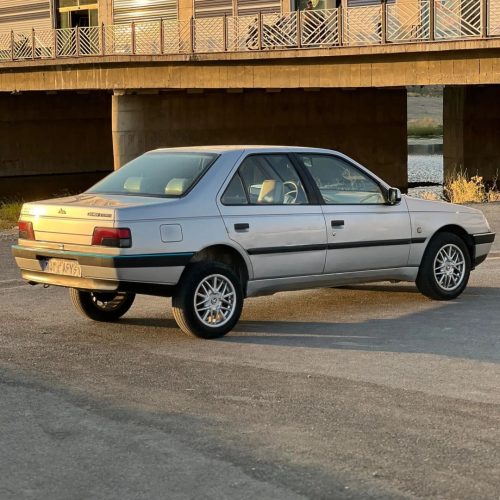 پژو نقره ای