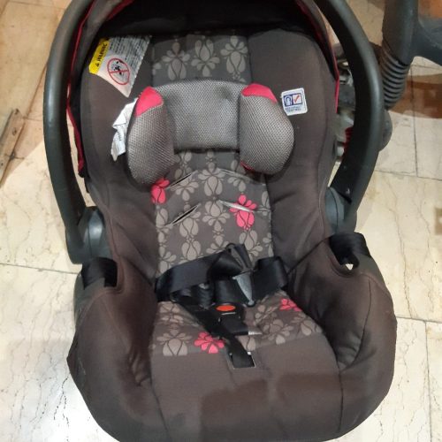 کالسکه و کریر even flo  امریکایی