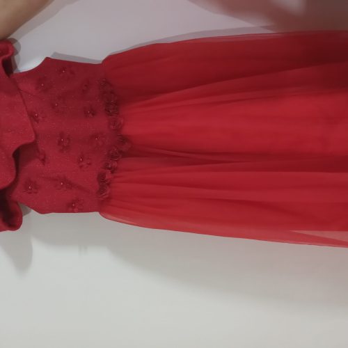 پیراهن عروسی زیبا بسیار نو 2 یا 3 بار بیشتر استفاد6 نشده