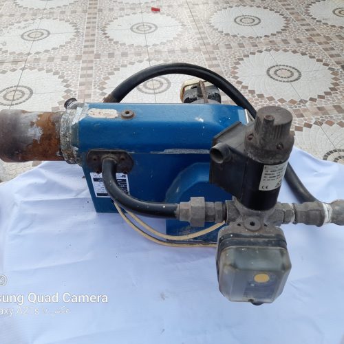 مشئل رنگ آبی