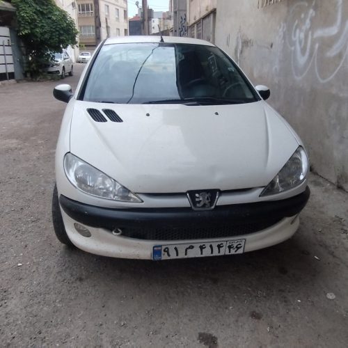 پژو 206تیپ 2 سفید 1389