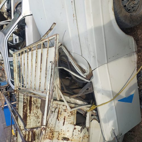 پیکان وانت مدل 86،دوگانه کارخانه،مدارک تکمیل،موتورگیربکس سالم