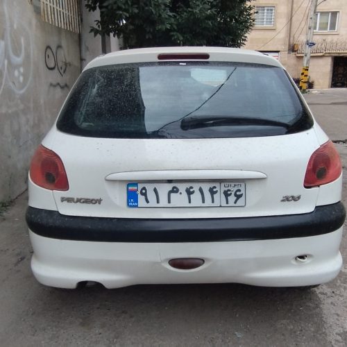 پژو 206تیپ 2 سفید 1389