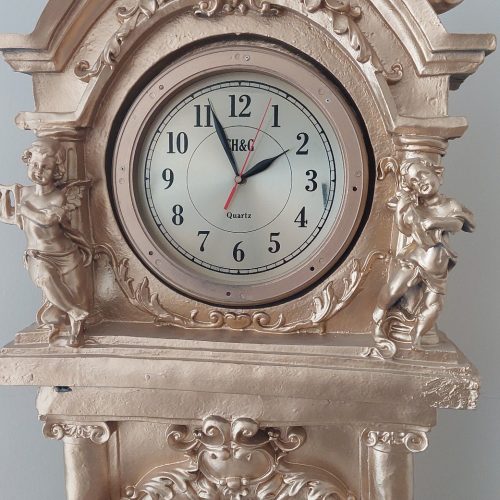 ساعت ایستاده