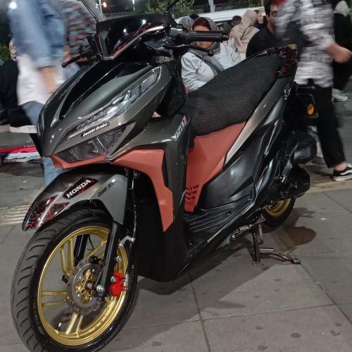 موتور کلیک 150i