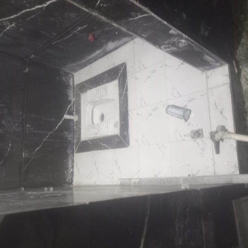 اجرا انواع کاشی و سنگ از داخل ساختمان تا نمای بیرون