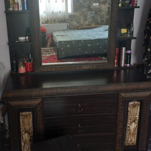 سرویس خواب دو نفره و میز توالت