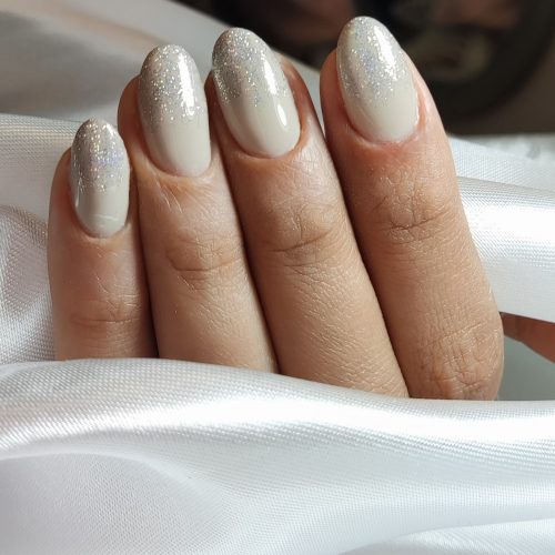 خدمات ناخن یگانه
