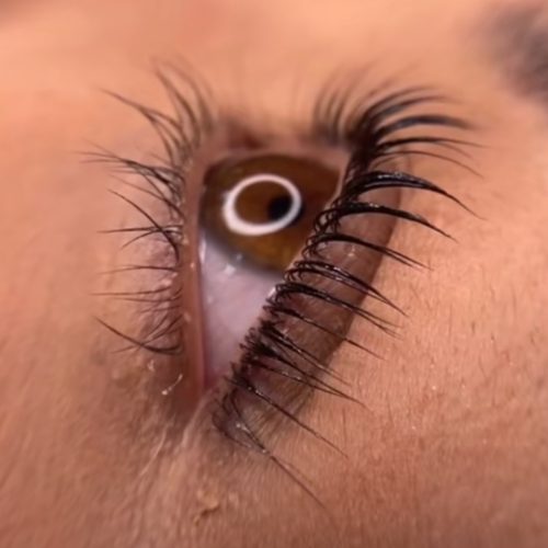 تخفیف 4 روزه لیفت و لمینت مژه و ابرو