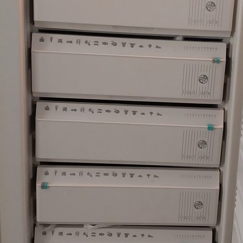 فریزر آزمایش