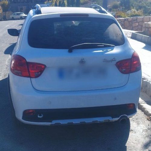 کوییک R سفید مشکی