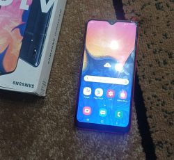 گوشی a10سالم باکارتون