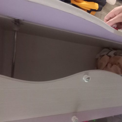 کمد کاملا سالم به علت تعویض کردن