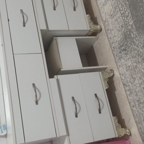 تخت کمد سلطنتی