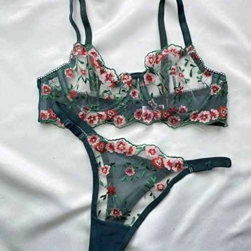 لباسزیر و لباس خواب زنانه