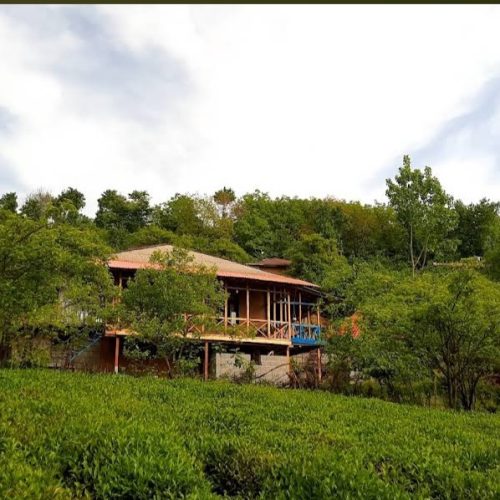 خانه مشمل بر محوطه مسکونی