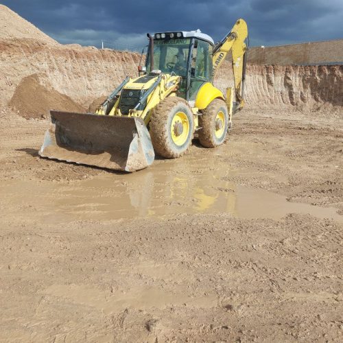 بیل بکهو b115bنیوهلند
