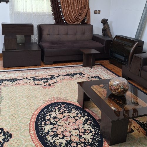 مبل 7 نفره با میز عسلی