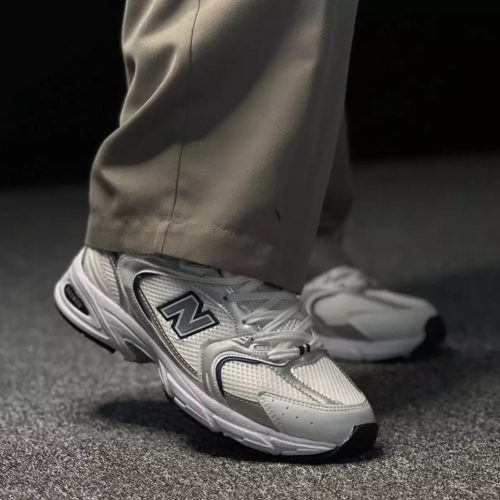 کفش کتانی اسپرت مردانه و زنانه سفید نقره ای سایز 43