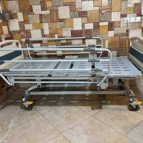 تخت بیمارستانی برقی چهار شکن فول آپشن بهمراه تشک تخم مرغی مواج