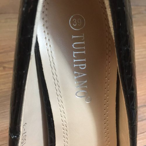 کفش پاشنه بلند