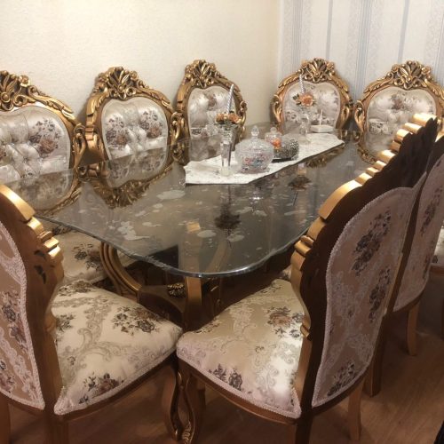 مبل کلاسیک9 نفره همراه ست غذاخوری 8 نفره