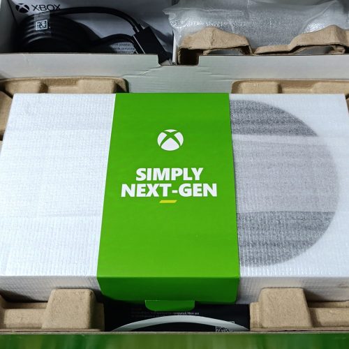 برام هدیه آوردن چون خودم یکیشو داشتم اینو میخوام بفروشم