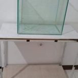 اکواریوم و میز