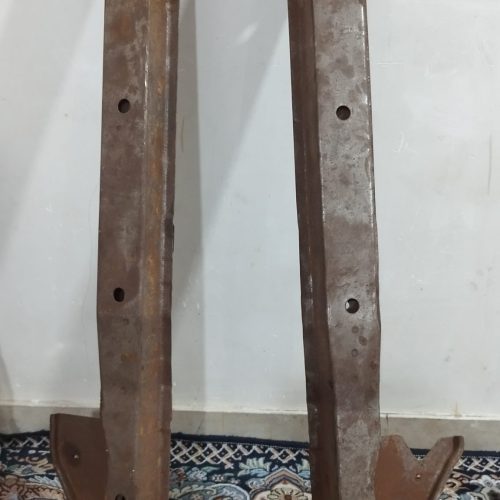 شاسی پرچم دار وچراغ عقب 131