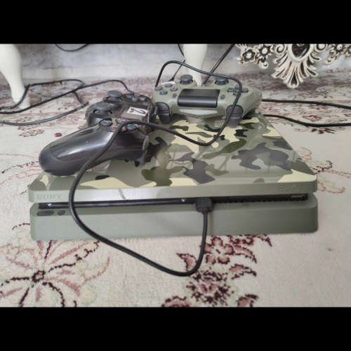 Ps4 یک ترابایت با دو دسته اورجینال