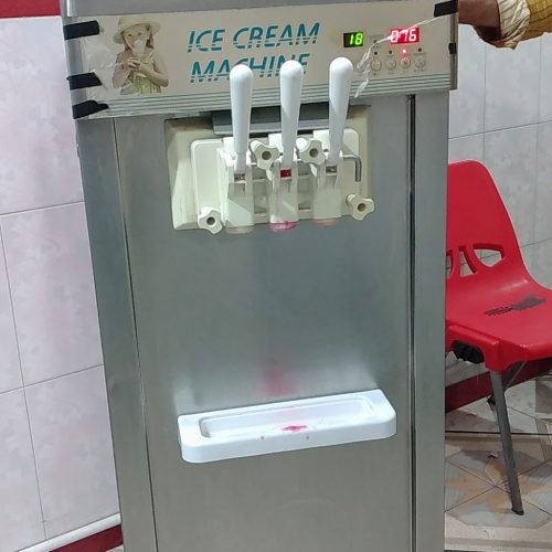 فروش دستگاه بستنی قیفی