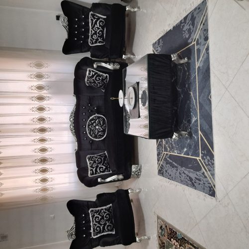 مبل هفت نفره از جنس چوب راش با جلو میز وعسلی