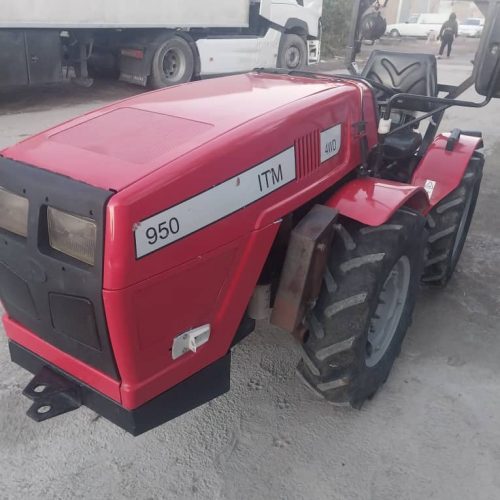 تراکتور 950 مدل 1400 در حد صفر
