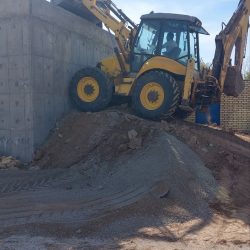 بیل بکهو b115bنیوهلند