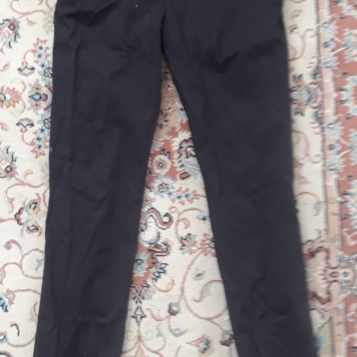 شلوار مشکی و تی شرت