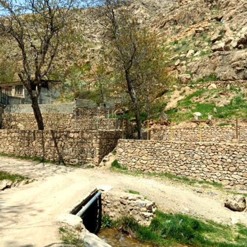 124 متر زمین در دربند ولیان